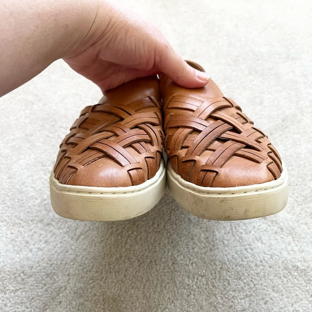 FRYE Leather Slip-On Shoes - Ivy Huarache Size 11M Trendy Stylish Effortless - Picture 3 of 8